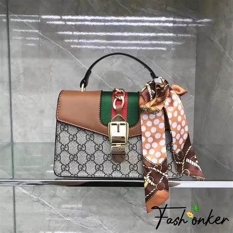 gucci purse ribbon